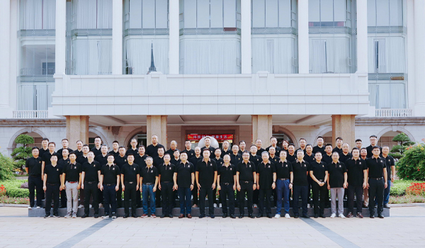 开云 集团电子新材料行业会议在广东东莞总部成功召开